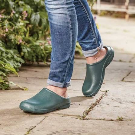 Briers Green Garden Clogs waterproof slip-on gardening shoes
